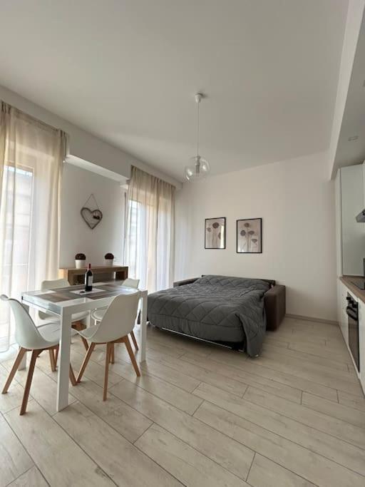 Apartment Dante By Florencehospitality Com Florence